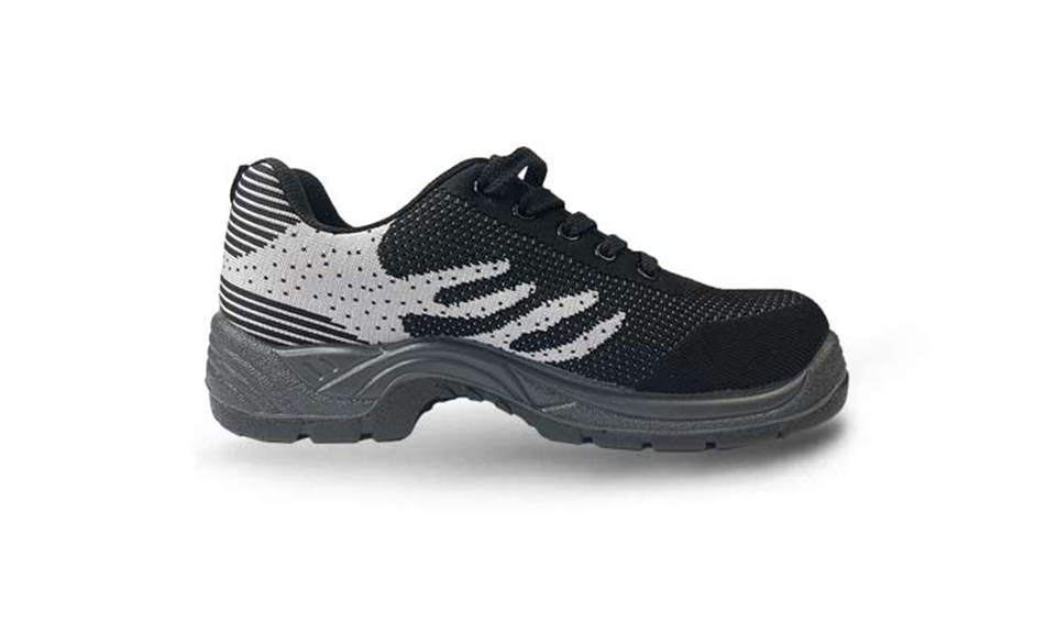 對(duì)于電力工作者，絕緣鞋為什么是必需品